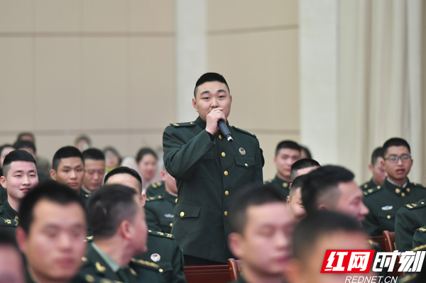湖南省军区新条令知识竞赛决赛在长举行