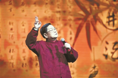 艺术家曹灿昨去世曾在《小喇叭》讲百余故事